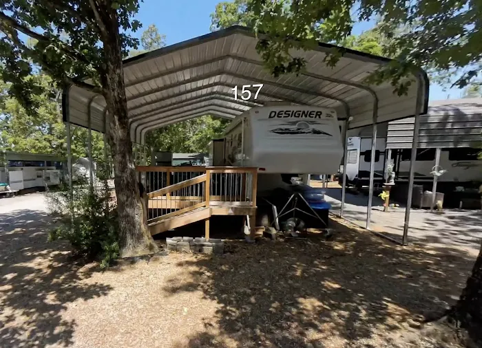 The Cove at Riverside RV Park Picture 5