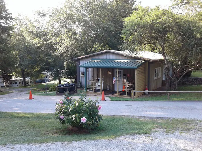 Big Oak RV Park Picture 3