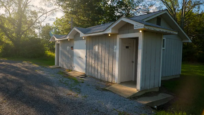 Cherokee Cove RV Park Picture 4