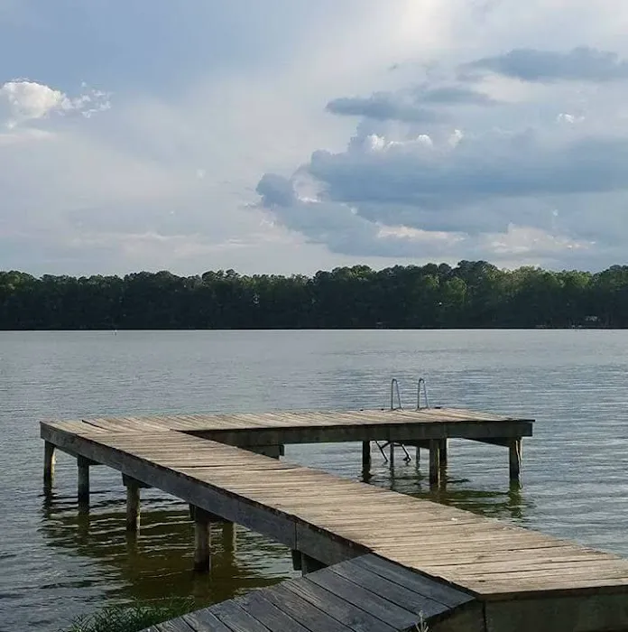 Lee's Cove RV Park Picture 2