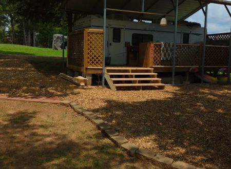 Lee's Cove RV Park