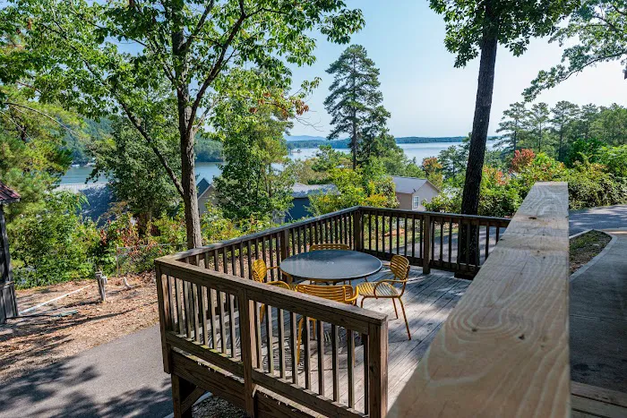 Great Escapes RV Resorts Chesnut Bay Picture 4