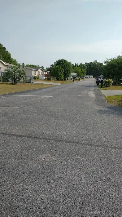 Bellamy Place Mobile Home Park Picture 4