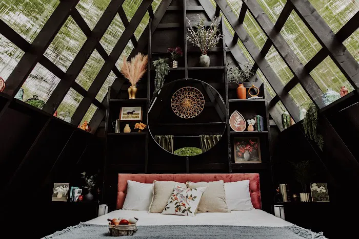 The Woods Luxury Camping Picture 4