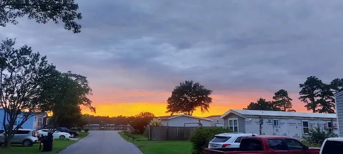Crystal Lake Mobile Home Village Picture 6