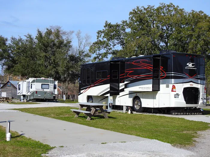 Hideaway RV Resort Picture 3