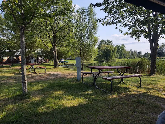 Cedar Springs RV Resort Picture 8