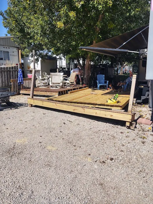 Dry Dock Campground & Storage Picture 2