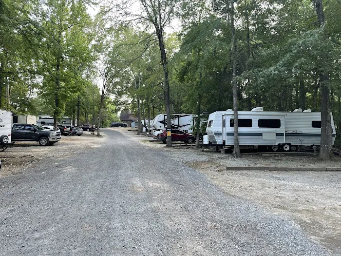 Mohawk RV- Columbia Picture 3