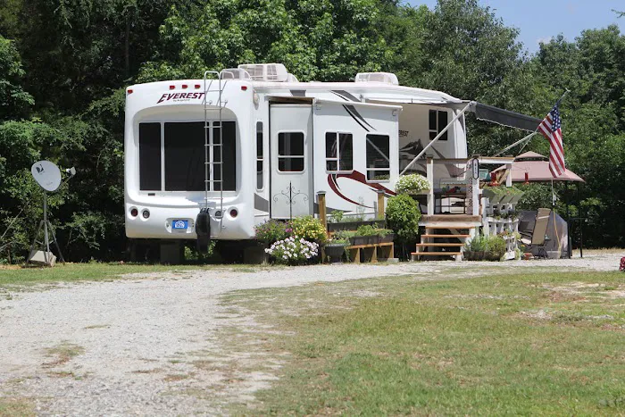 Southern Comfort RV Park Picture 5
