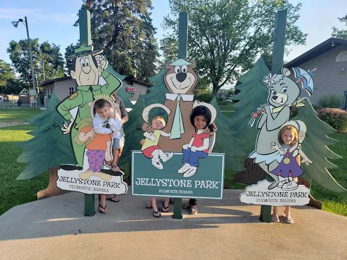 Yogi Bear's Jellystone Park Picture 4