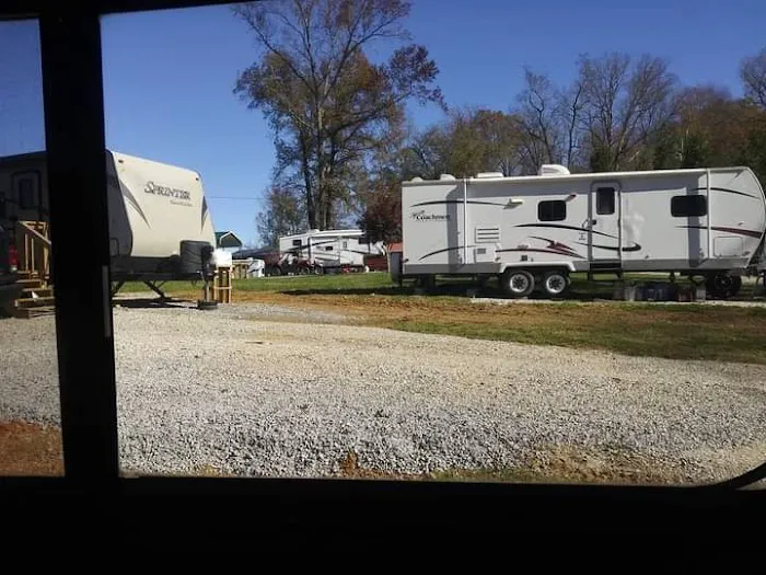 Honeycomb Haven Rv Park Picture 4