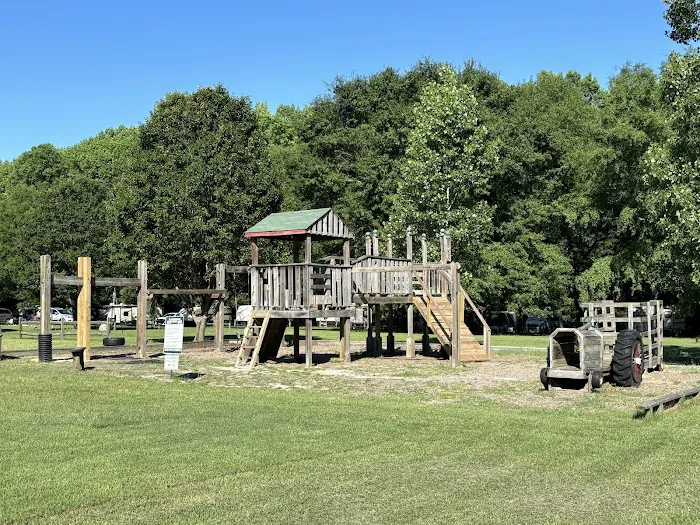 River Bottom Farms Family Campground Picture 1