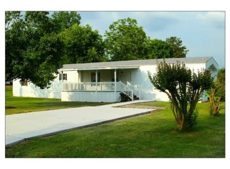 Graceland Mobile Home Estates