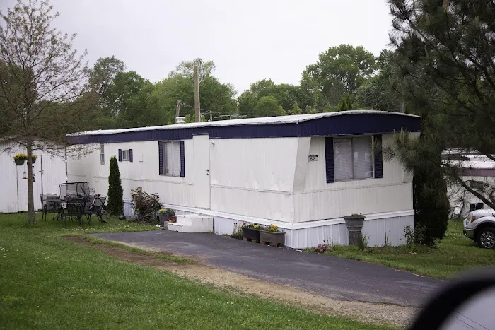 Columbia Mobile Home Community Picture 6