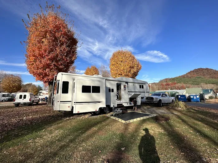 Winngray Campground Picture 2