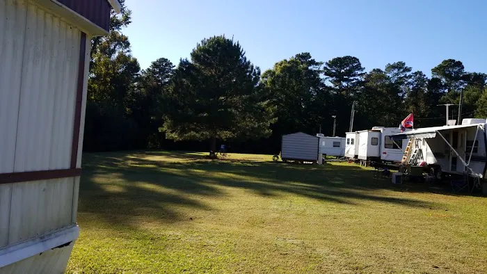 Caldwell's Trailer Court Picture 4