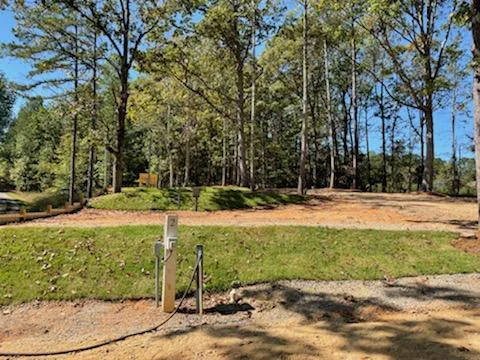 Lake Breeze Rv Park Picture 4