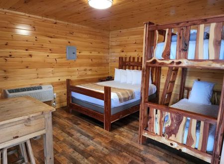 Gatlinburg East / Smoky Mountain KOA Holiday