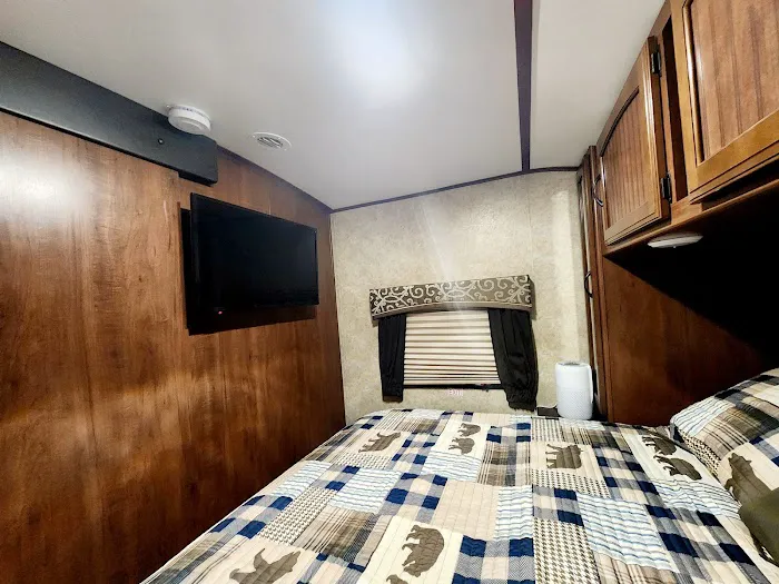 Cedar Creek Hideaway Picture 3