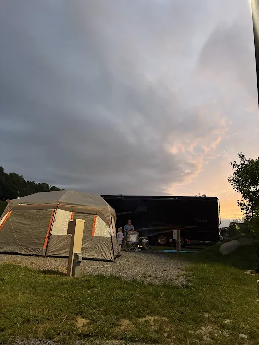 River Cove Campground Picture 8
