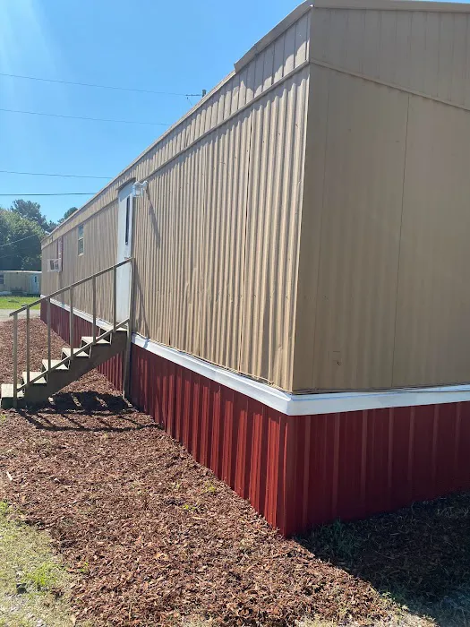 Albertville Mobile Home & RV Park Picture 3