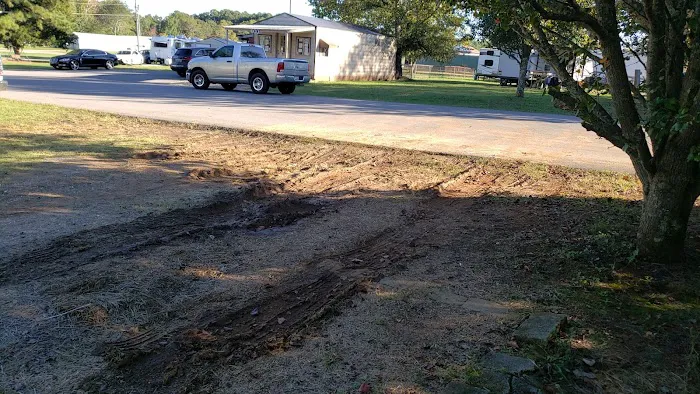 Crestwood Mobile Home Estates Picture 1