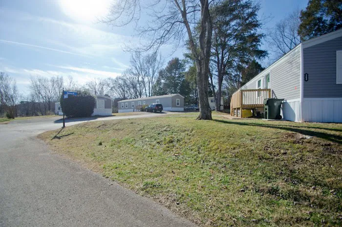 West Valley Mobile Home Park Picture 3