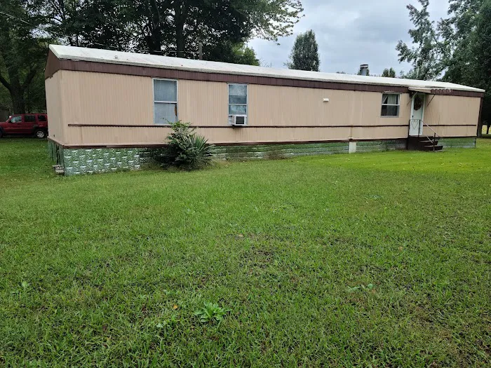 Green Acres Mobile Home & RV Park Picture 8