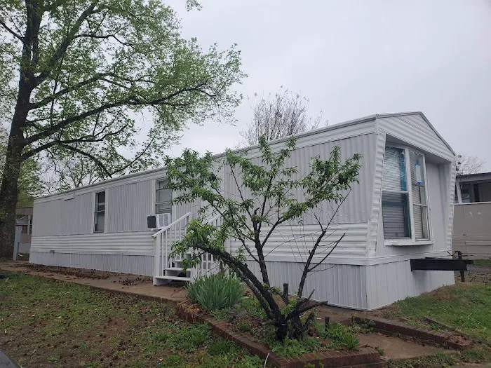 Shady Grove Mobile Home Community Picture 3