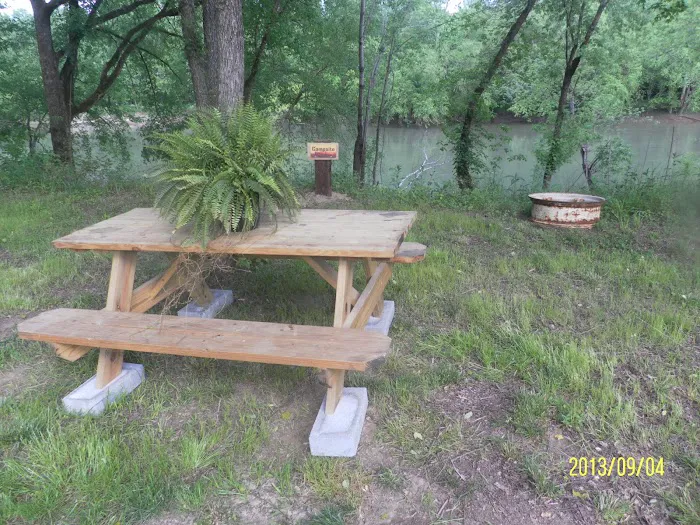Patrick's Point River Camp Picture 3