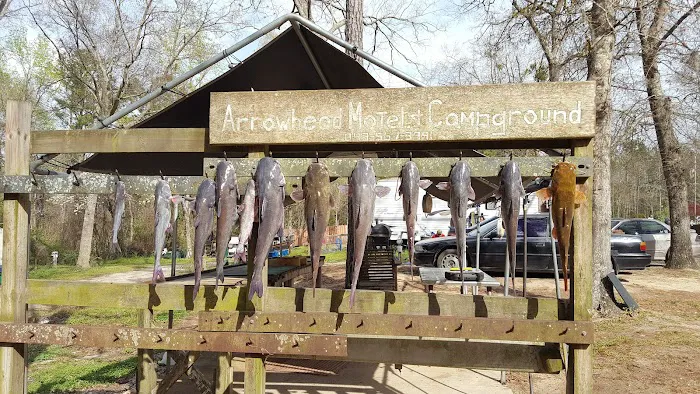 Arrow Head Motel & Campground Picture 3