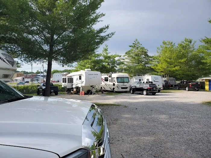 Grand Trails RV Park Picture 2
