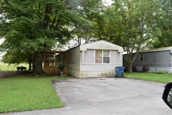 Greenwood Estates Mobile Park Picture 1