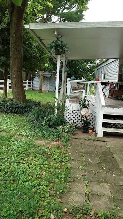 Greenwood Estates Mobile Park Picture 3