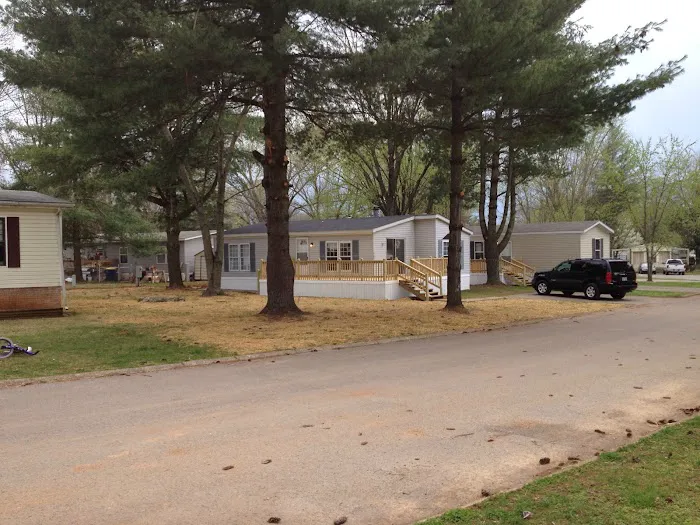 Countryside Village of Bowling Picture 6