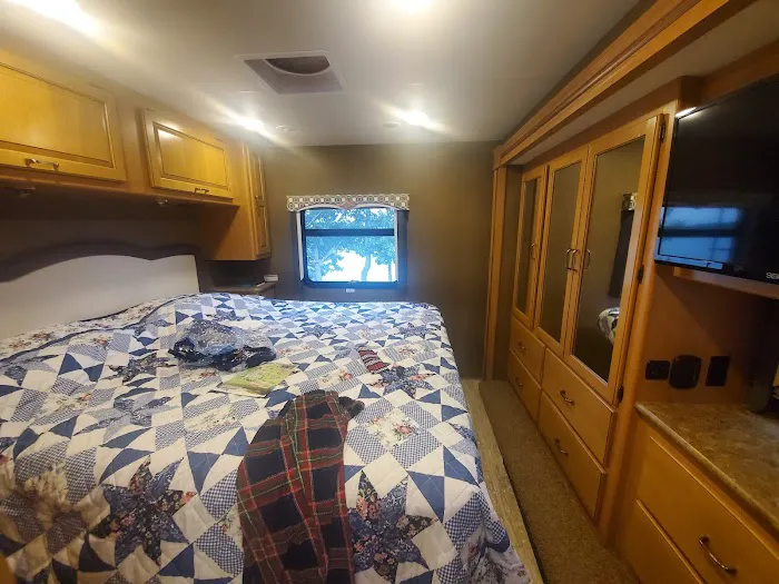 Elm Hill RV Resort Picture 3