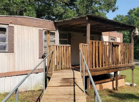 Baker's Trailer & RV Park