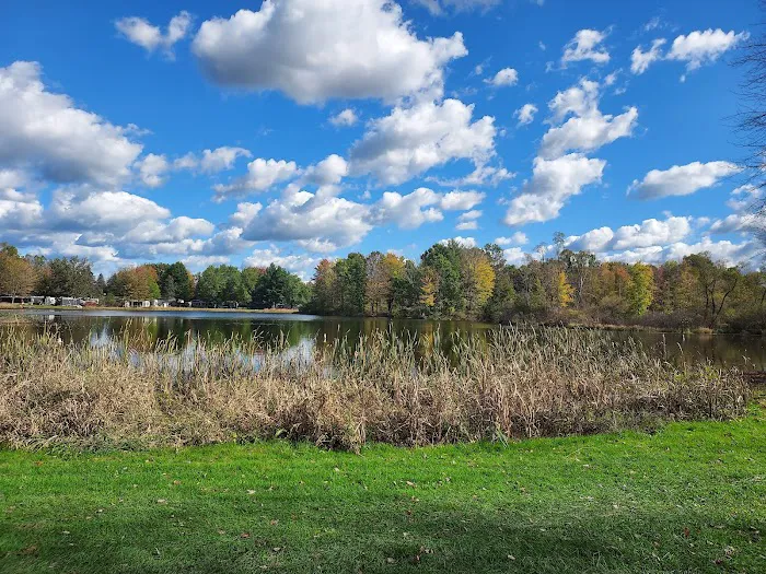 Canadian Lakes Campground Picture 4