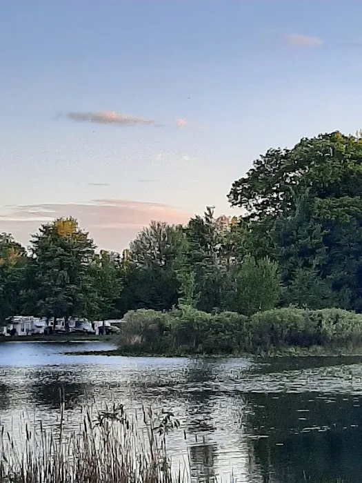 Canadian Lakes Campground Picture 7
