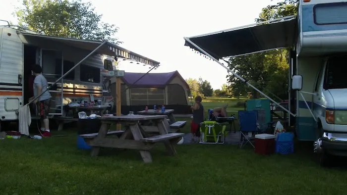 taylors lost haven campground Picture 1