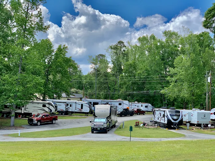 Sawyers Mobile Home Estates & RV Park Picture 2