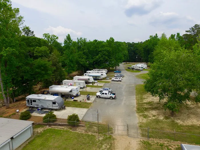 Sawyers Mobile Home Estates & RV Park Picture 10