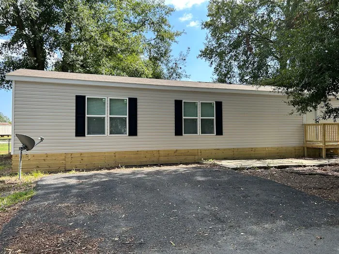 Bull Creek Mobile Home Community Picture 6