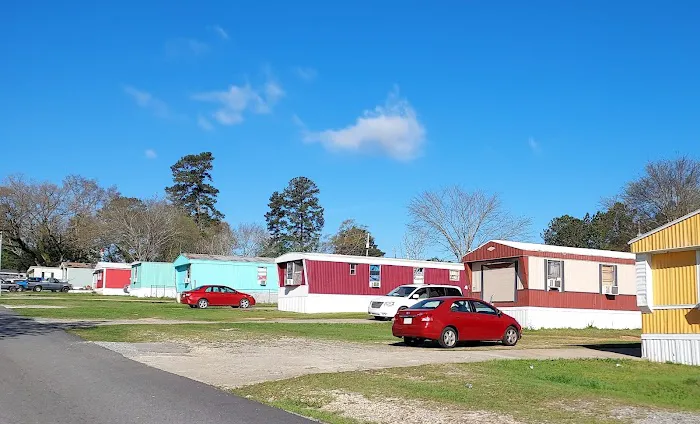Suntrace Mobile Home Community Picture 1