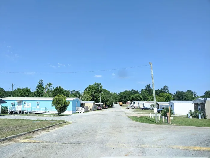 Suntrace Mobile Home Community Picture 10