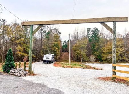 Gibson's Grove RV Park & Storage