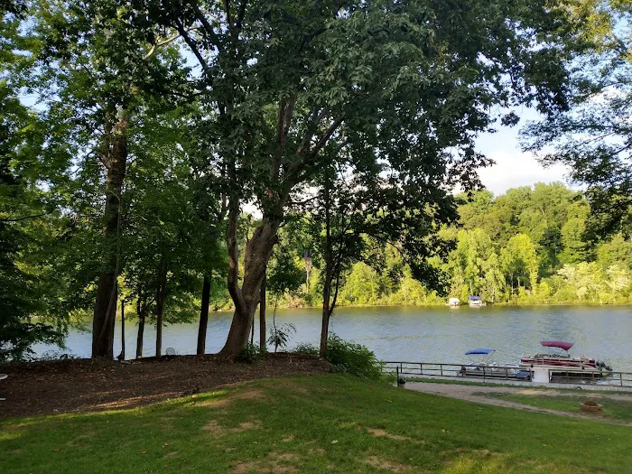 Bear Cave Camping Resort Picture 3