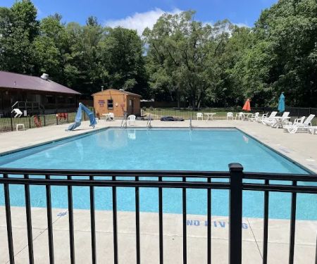 Bear Cave Camping Resort