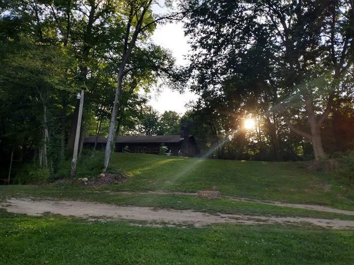 Bear Cave Camping Resort Picture 7